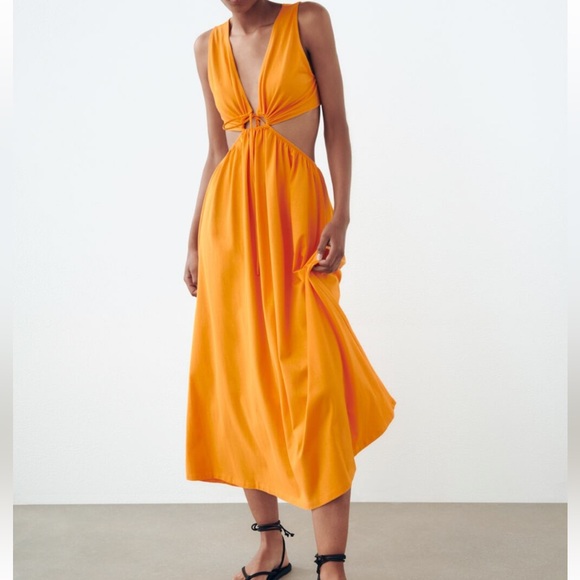 Zara dress with cutouts - Picture 4 of 4
